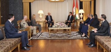 نيجيرفان بارزاني يتباحث مع السفير البريطاني ازالة المعوقات أمام العراق في ثلاثة مجالات