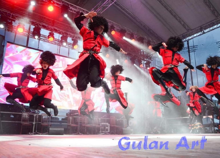 تیپی هونەری میللی کەرکوك لە ڕۆمانیایە