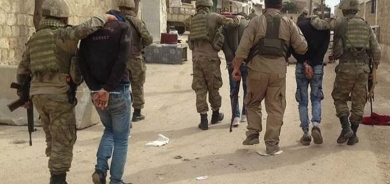 Efrîn: Çekdaran 4 welatiyên Kurd revandin