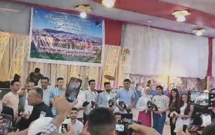 Li Helebê karsazên Efrînî xwendekar xelat kirin