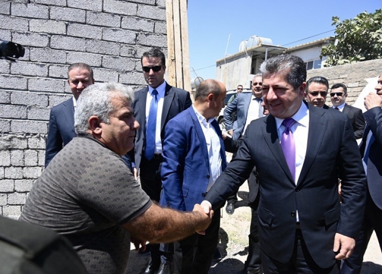Kurdistan Region Prime Minister Assures Local Residents During Duhok Province Tour