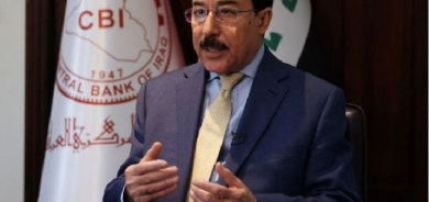 Iraq set in 'battle' against dollar smugglers, c.bank governor says