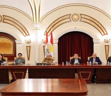 سەرۆک بارزانی لەگەڵ وەزیر و ئەندامانی فڕاكسیۆنی پارتی لە ئەنجوومەنی نوێنەرانی عێراق و بەرپرسانی پارتی لە بەغدا كۆ بووەوە