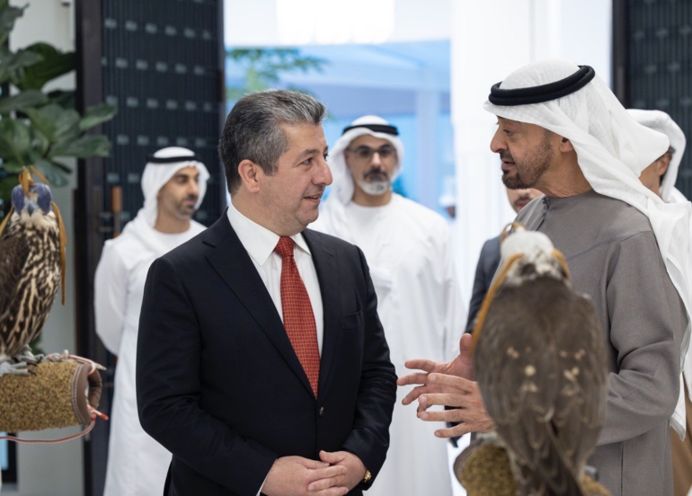 مەسرور بارزانی، سەرۆکی حکوومەتی ھەرێمی کوردستان له‌ شاری ئەبوزەبی، لەگەڵ شێخ محه‌مه‌د بن زاید ئال نەهیان سەرۆکی ئیمارات کۆبووەوە. ‌