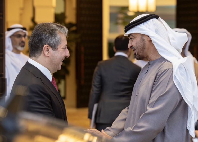 مەسرور بارزانی، سەرۆکی حکوومەتی ھەرێمی کوردستان له‌ شاری ئەبوزەبی، لەگەڵ شێخ محه‌مه‌د بن زاید ئال نەهیان سەرۆکی ئیمارات کۆبووەوە. ‌