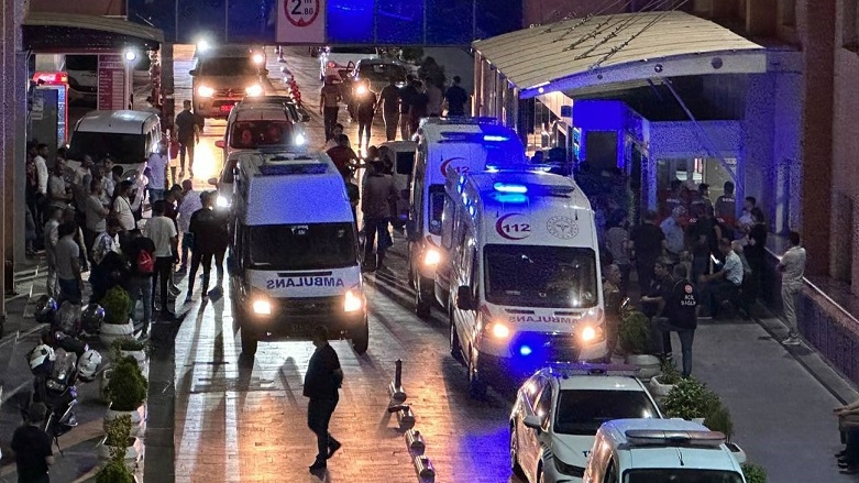 Li Êlihê şerê du malbatan: 41 kes birîndar bûn