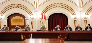 Serok Barzanî bi nûner û berpirsên PDKê re civiya