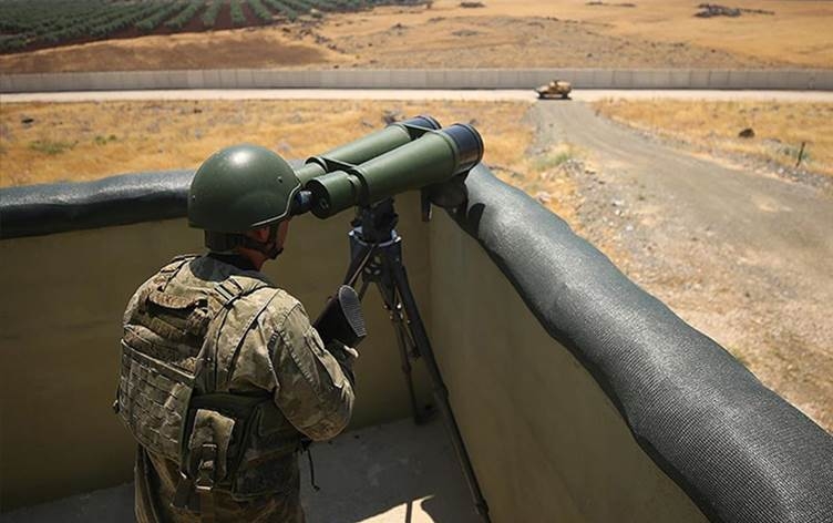 2 kes li ser sînorê Sirûc-Kobaniyê bi hinceta PYDyê hatin desteserkirin