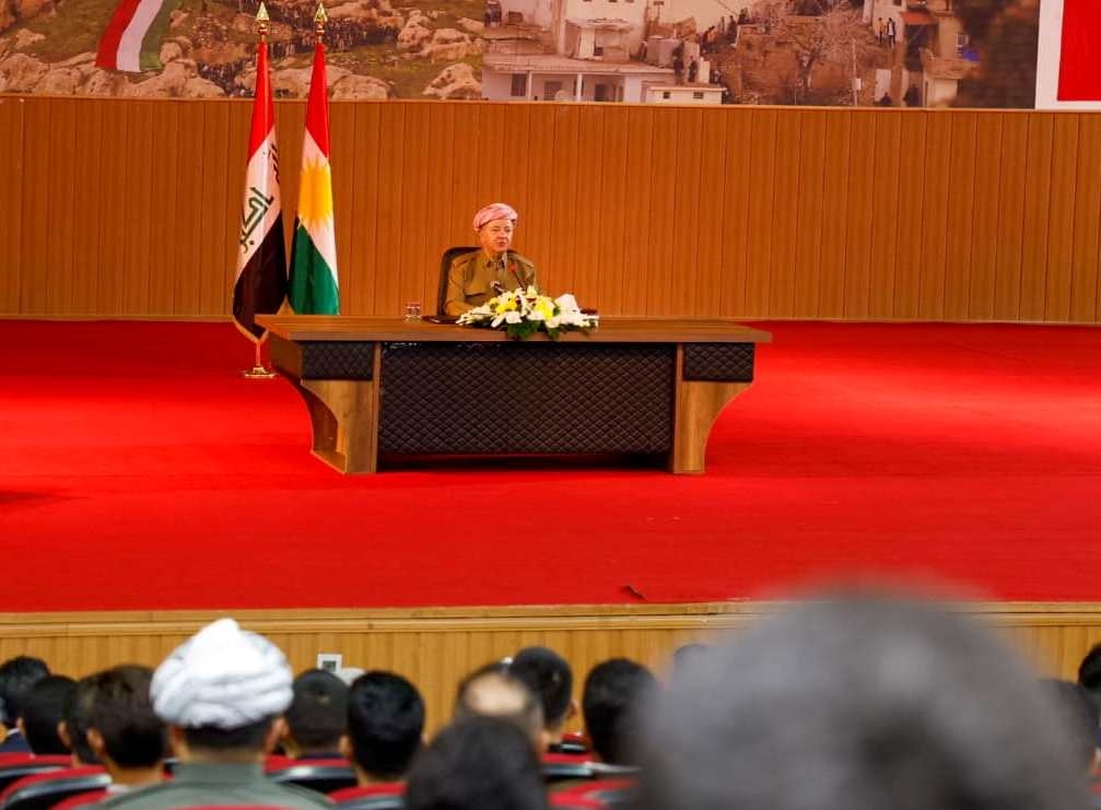 الرئيس بارزاني يلتقي بمختلف شرائح المجتمع في 