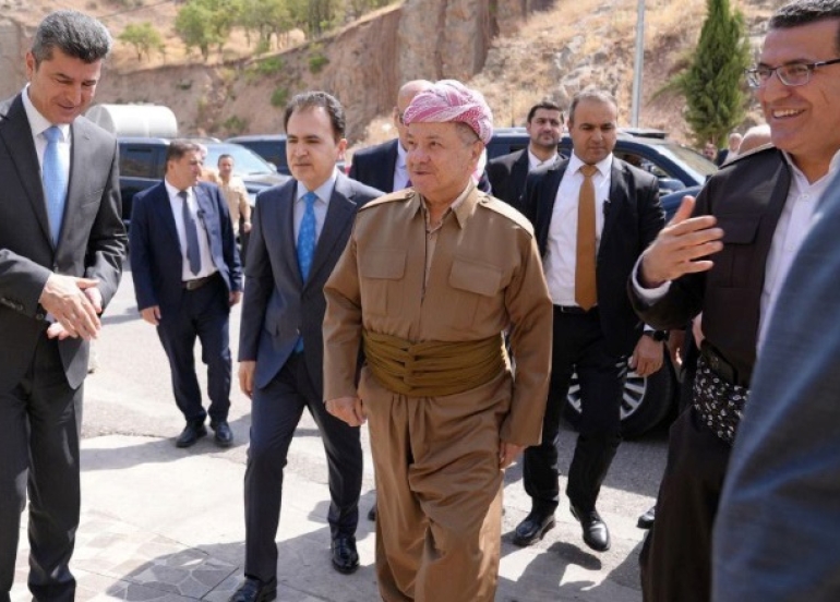 سەرۆک بارزانی لەگەڵ چین و توێژەکانی سنووری قەزای ئامێدی و دەورووبەری کۆ بووەوە