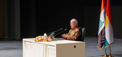 سەرۆك بارزانی لەگەڵ ئەفسەر و پلەدارانی پێشمەرگە و دەزگە ئەمنییەكانی سنووری پارێزگای دهۆك كۆبۆوە