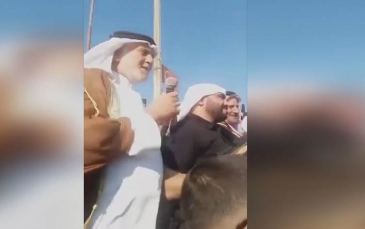 Alîgirên Emşatê li Efrînê heqaret li Amerîkayê kir