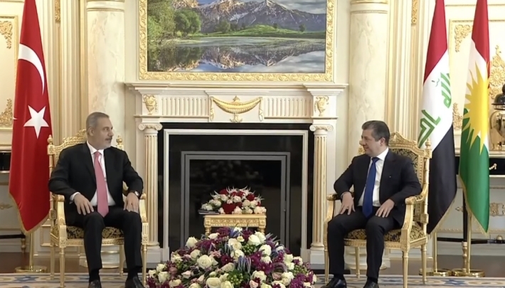 Serokê Hikûmeta Herêma Kurdistanê pêşwazî li Wezîrê Derve yê Tirkiyê kir