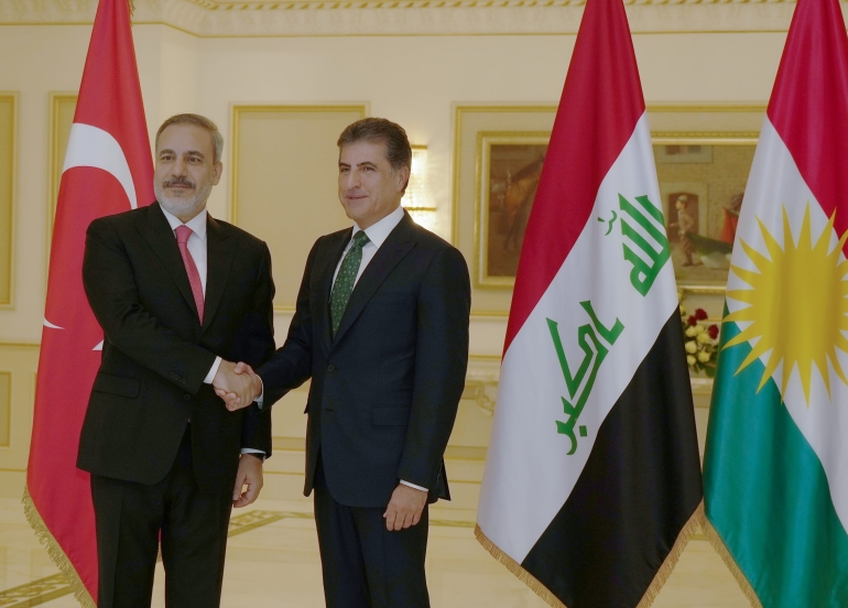 نێچيرڤان بارزانى، سه‌رۆكى هه‌رێمى ‏كوردستان پێشوازى له‌ به‌ڕێز هاكان فيدان، وه‌زيرى ده‌ره‌وه‌ى توركيا كرد.‏