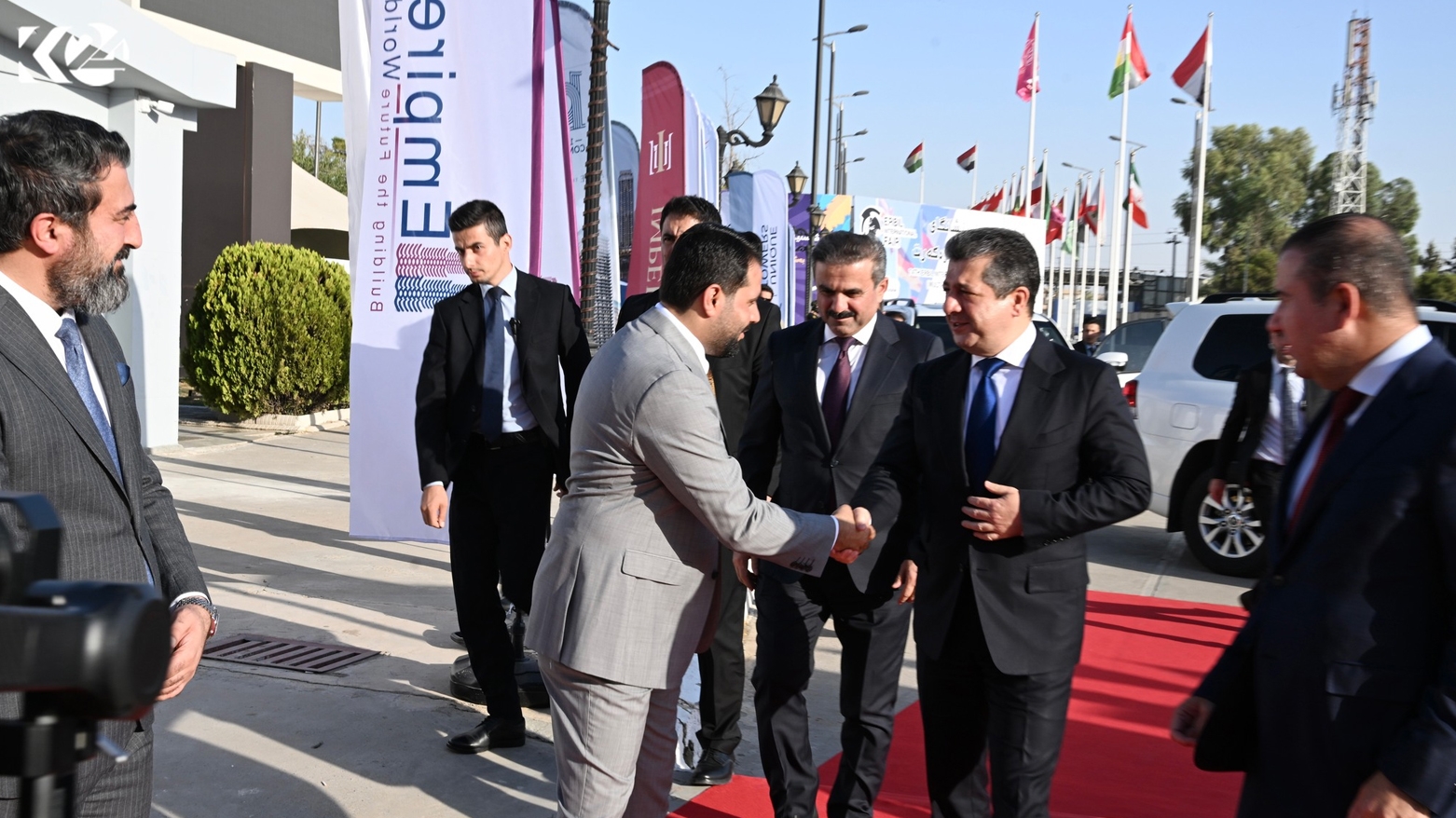 رئيس حكومة إقليم كوردستان يزور المعرض الدولي للاستثمار العقاري في أربيل