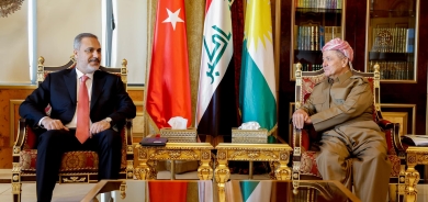 سەرۆک بارزانی پێشوازی لە وەزیری دەرەوەی تورکیا دەکات