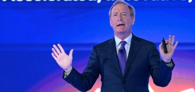 رئيس «مايكروسوفت»: الذكاء الاصطناعي يهدد بتكرار أخطاء وسائل التواصل الاجتماعي