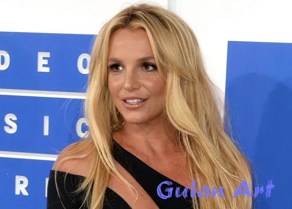 برێتنی سپێرز لە هاوسەری خۆی داوە!!