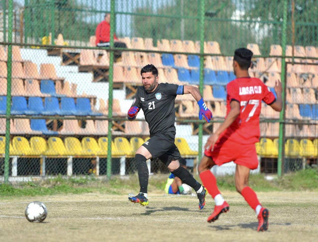 سەرهەنگ موحسین بەهۆی نەهاتنە پێشەوەی یانەكانی كوردستان ڕووی لە نەجەف كرد