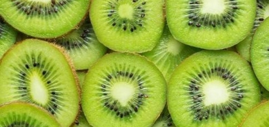 مواد غذائية تنظف الجسم من النيكوتين!