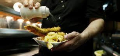 طبيب يحذر: أخطاء في التغذية تحفّز السرطان