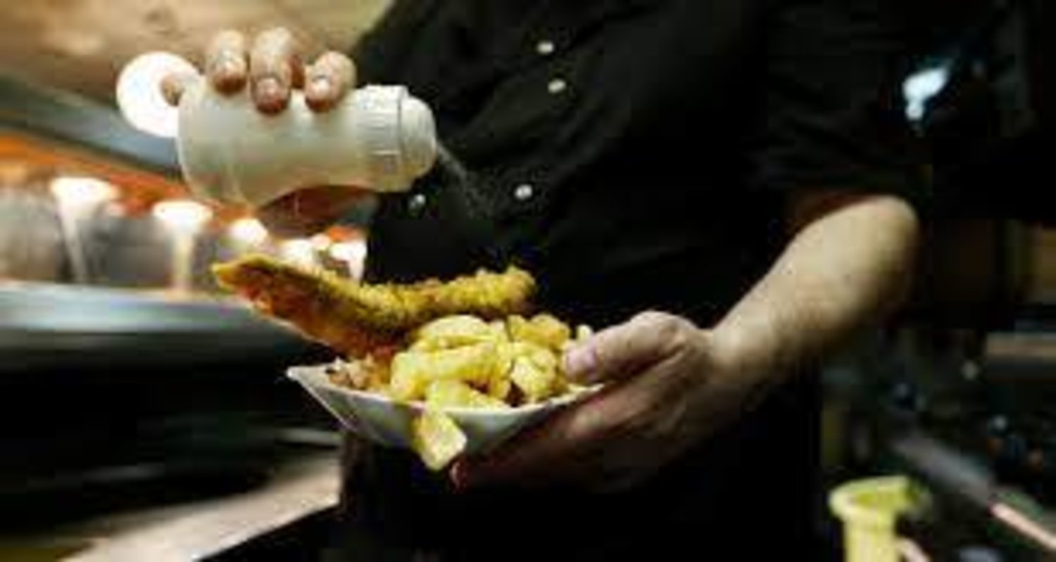 طبيب يحذر: أخطاء في التغذية تحفّز السرطان