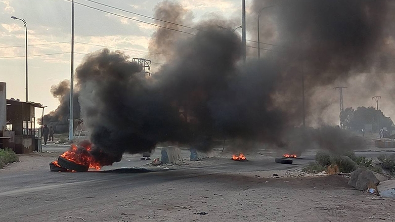 Dêrazor.. 25 kes di şerê Encûmena leşkerî û HSDê de hatin kuştin