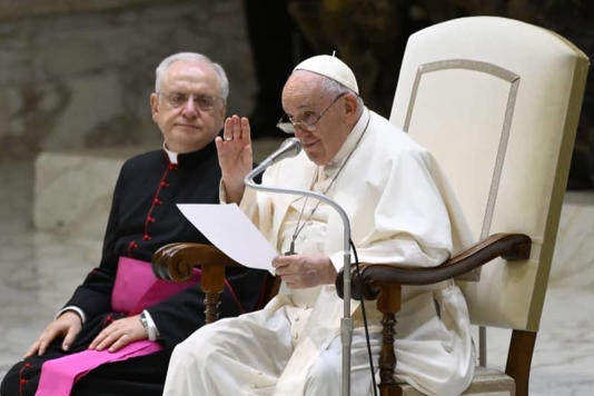 بابا الفاتيكان يتوجه إلى منغوليا