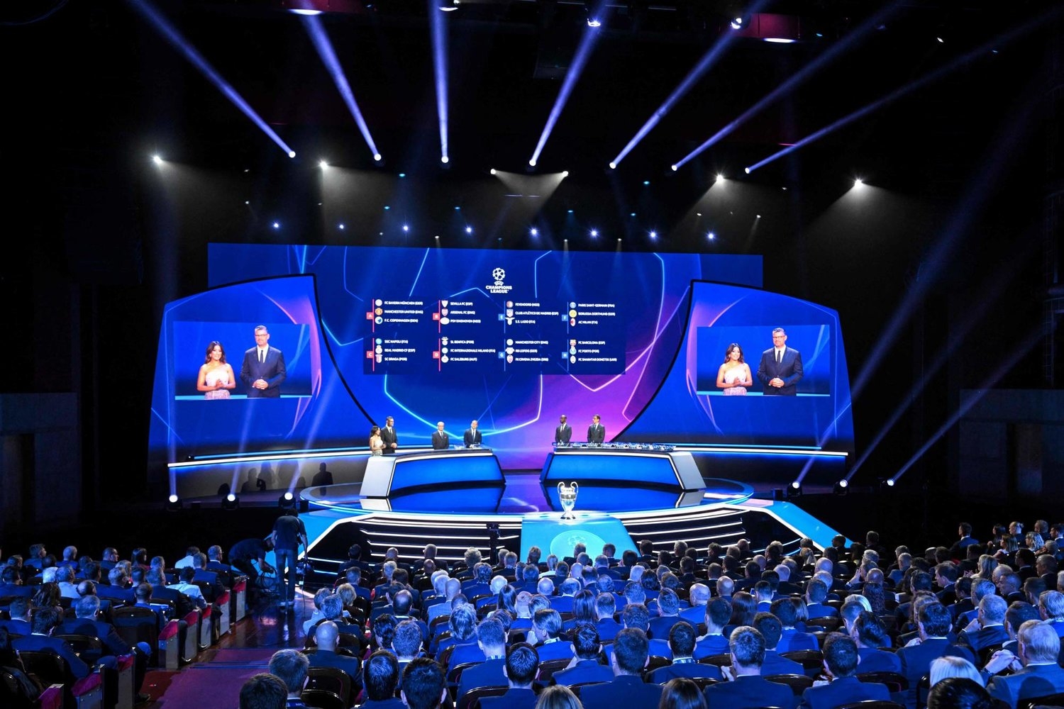 دوري أبطال أوروبا: القرعة تضع نيوكاسل في «مجموعة الموت»