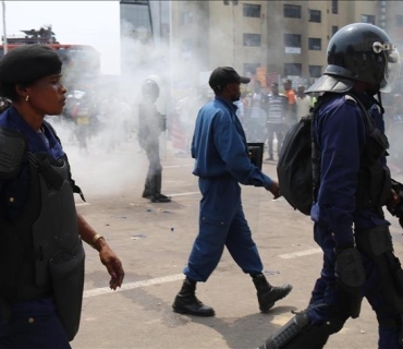 بەهۆی پێکدادانەکانی نێوان پۆلیس و خۆپیشاندەران لە کۆنگۆ دەیان کەس کوژران