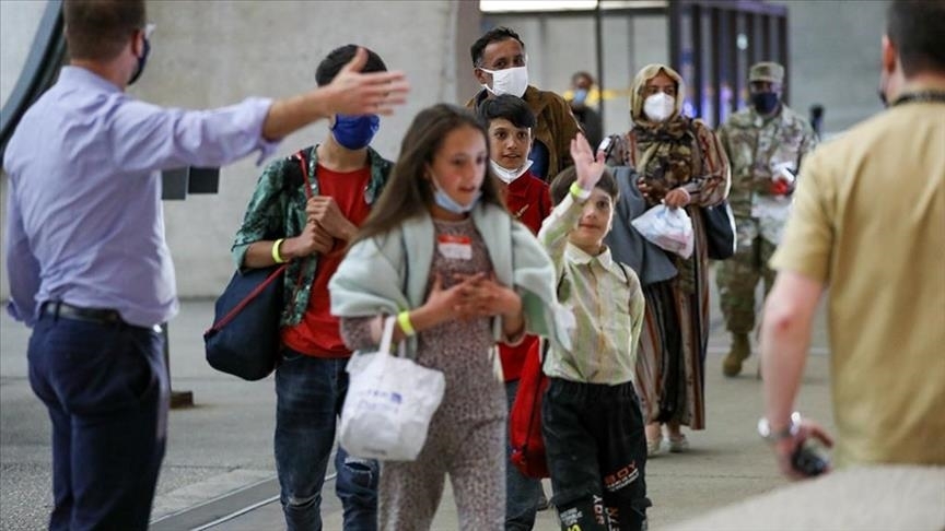 زیاتر لە ٨٤٠ هەزار پەنابەری ئەفغانی چاوەڕێی وەرگرتنی ڤیزەی کۆچبەرین بۆ ئەمریکا