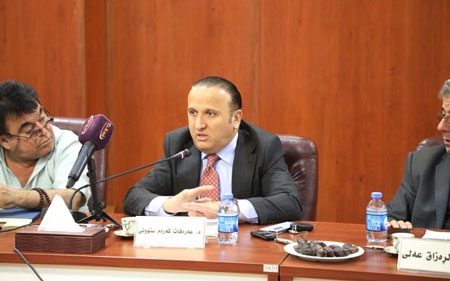 د.عـە‌رە‌فــات كــە‌رە‌م سـتـوونــی پـسـپۆر له‌ به‌راورده‌ ئاینییه‌كان و فه‌لسه‌فه‌ی ئیسلامی:   لە‌ هە‌ر شوێنێك ئیسلامی سیاسی بوونی هە‌بێت، چارە‌نووسی ئە‌و شوێن و وڵاتە‌ كاولبوونە‌، ئیسلامی سیاسیی بە‌ سروشتی خۆی ڕێگە‌ نادات سە‌قامگیری دروست بێت