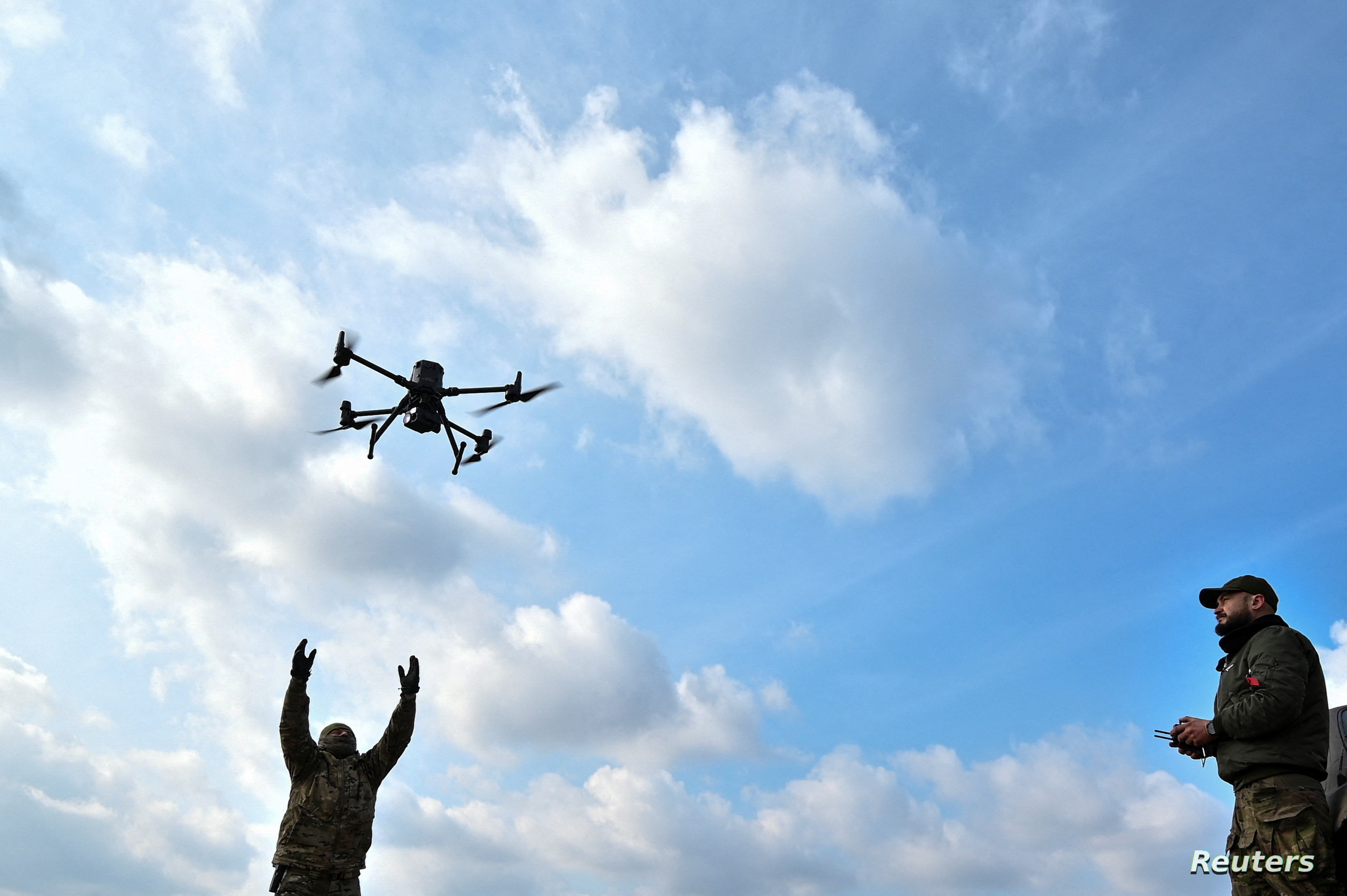 «حرب المسيّرات» بين روسيا وأوكرانيا... لمن الغلبة؟