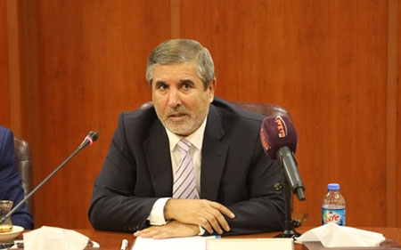 ئارام قادر  سه‌رۆكی هاوپه‌یمانی نیشتمانی و پسپۆر له‌ هزری ئیسلامی سیاسی:     حزبه‌ ئیسلامیه‌كان به‌ ئاستێك جنێوفرۆشن، هه‌زاران جنێوی ناشیرینی بۆ ده‌نووسن، بە ئاشكراش تەكفیرت دەكەن