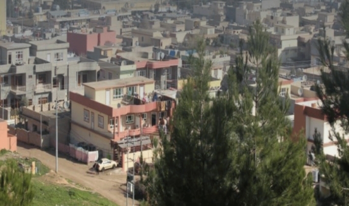 بكلفة 526 مليون دينار .. تنفيذ مشاريع بناء طرق في بەردەرش