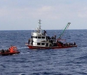 نوقمبوونی بەلەمی کۆچبەران لە کەناراوەکانی تونس؛ 4 کەس گیانیان لەدەستداوە