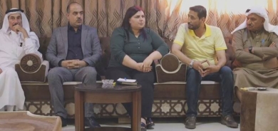 Şandeyeke Rêveberiya Xweser li Dêrezorê ye