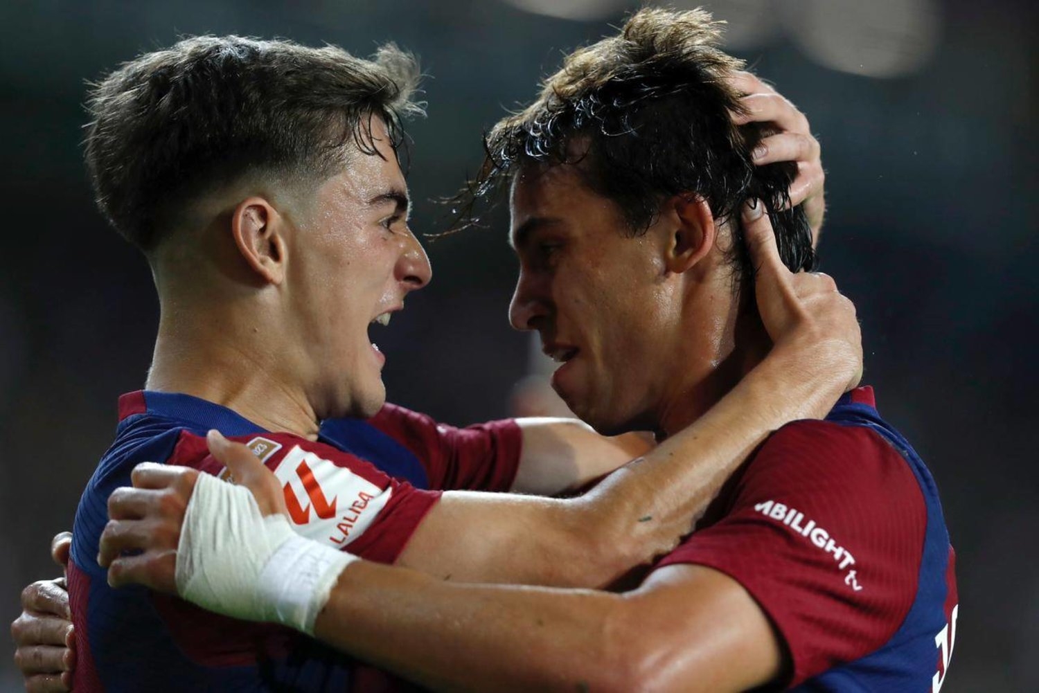 الدوري الإسباني: برشلونة يمطر بيتيس بخماسية