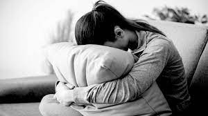 «تخشى الاكتئاب؟»... 6 تغييرات في حياتك تقلل خطر الإصابة به