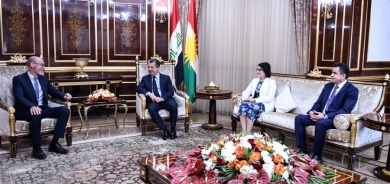 Serokwezîr û balyozê      Brîtanyayê civiyan