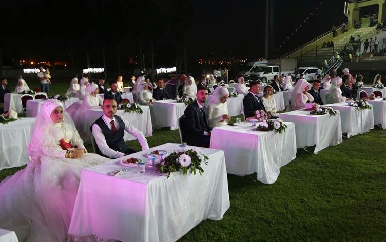 HATAY - 100 bûk û zavayên mexdûrê erdhejê bi hev re daweta xwe kir