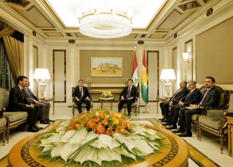 سه‌رۆكى هه‌رێمى كوردستان له‌گه‌ڵ باڵيۆزى فه‌ره‌نسا كۆبووه‌وه‌