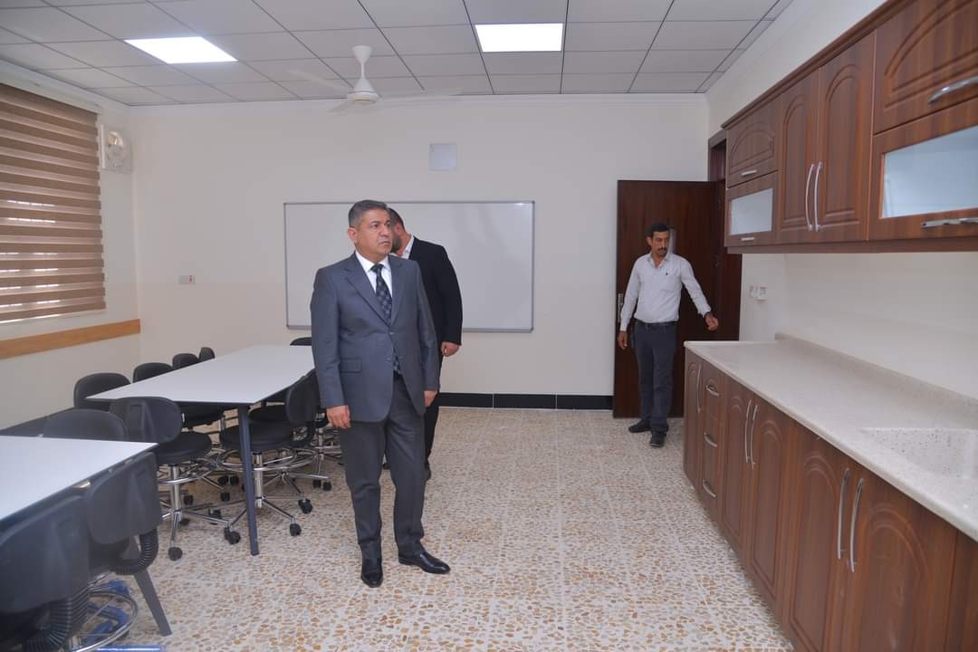 بەڕێوەبەری گشتی پڕۆژەی دروستکردنی قوتابخانەیەکی ١٨ پۆلی لەگەڕەکی ژیان بەسەر دەکاتەوە