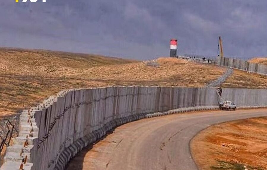 Îraq li ser sînorên xwe dîwar lê dike