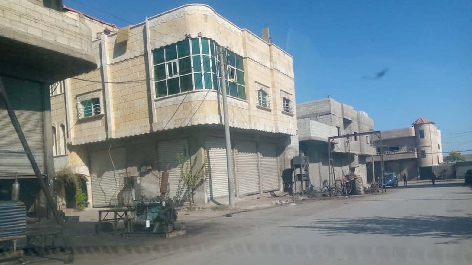 Li dijî zêdekirina nirxê sotemeniyê li Qamişlo, Dêrik û Kobanê grev heye