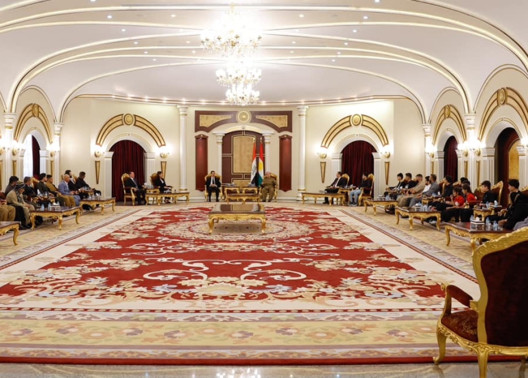 سەرۆك بارزانی پێشوازی لە خانەوادە و كەسوكاری شەهیدان و بریندارانی ڕووداوەكانی ئەم دوایەی كەركووك دەكات