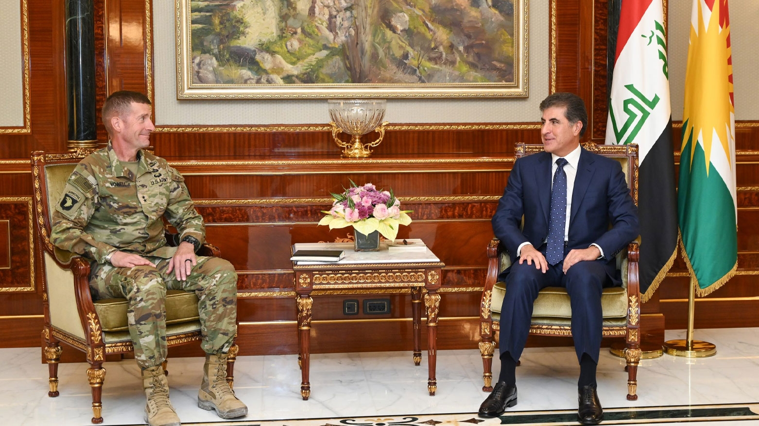 Nêçîrvan Barzanî pêşwazî li Fermandarê Giştî yê Hêzên Hevpeymanan kir