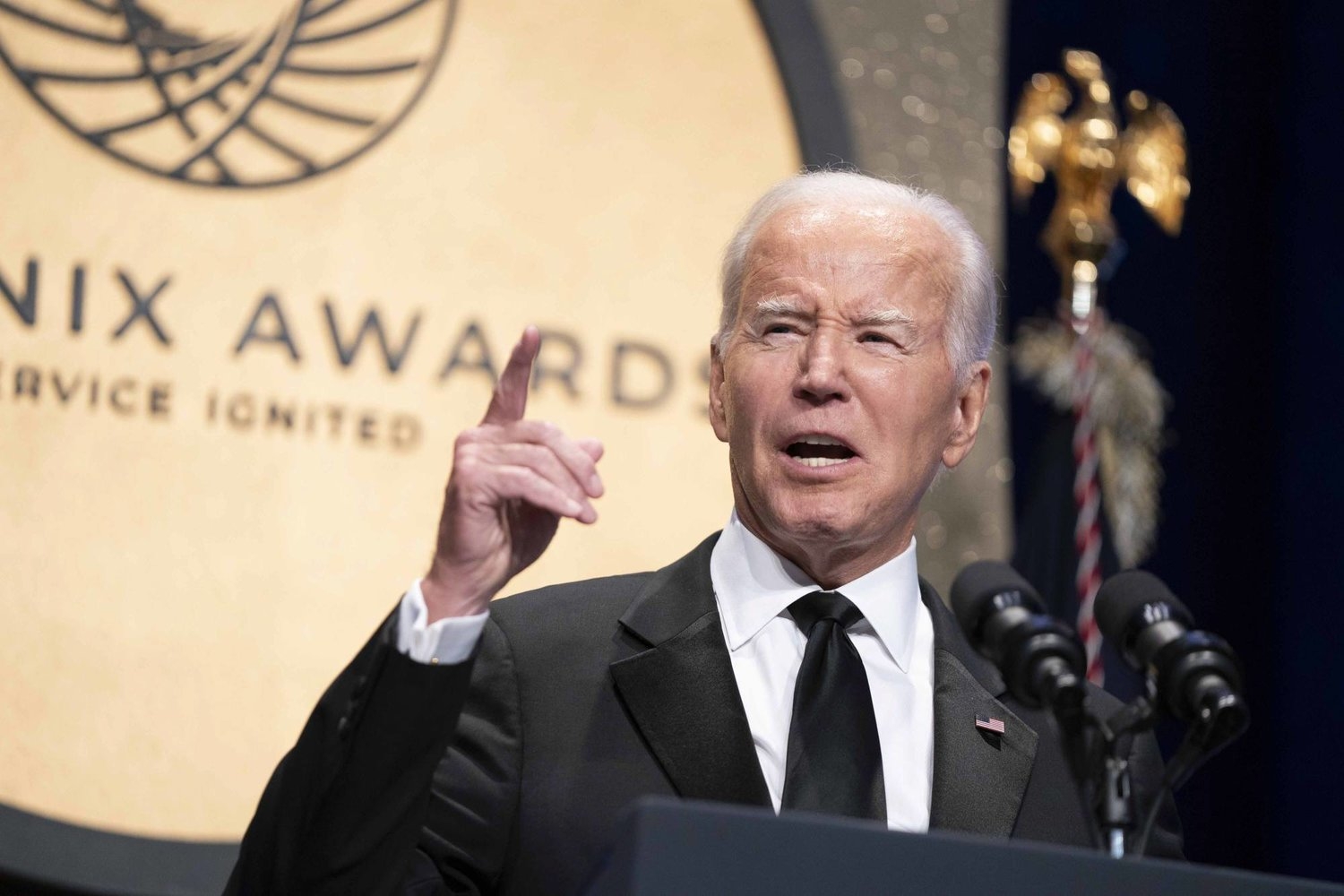 بايدن يطالب الجمهوريين بالالتزام باتفاق الميزانية وعدم إغلاق الحكومة