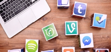 ڕەهەندەكانی كاریگەریی نەرێنیی سۆشیال میدیا لەسەر كێشە خێزانییەكان لە دیدی جیاوازەوە