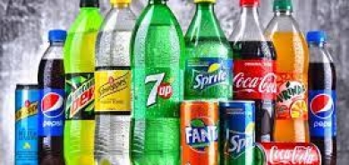 دراسة: تناول المشروبات الغازية «الدايت» أثناء الحمل قد يصيب الأطفال بالتوحد